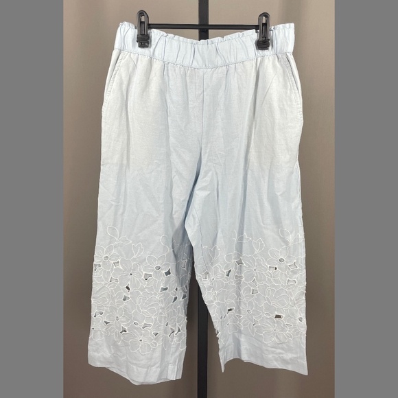 Talbots Pants - NEW Talbots Pants Womens Medium petite blue white cotton linen cropped floral